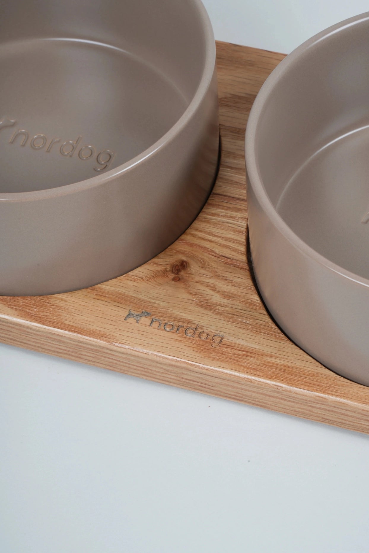 Barcelona Double Dog Bowl (Oiled Oak, Mocca)