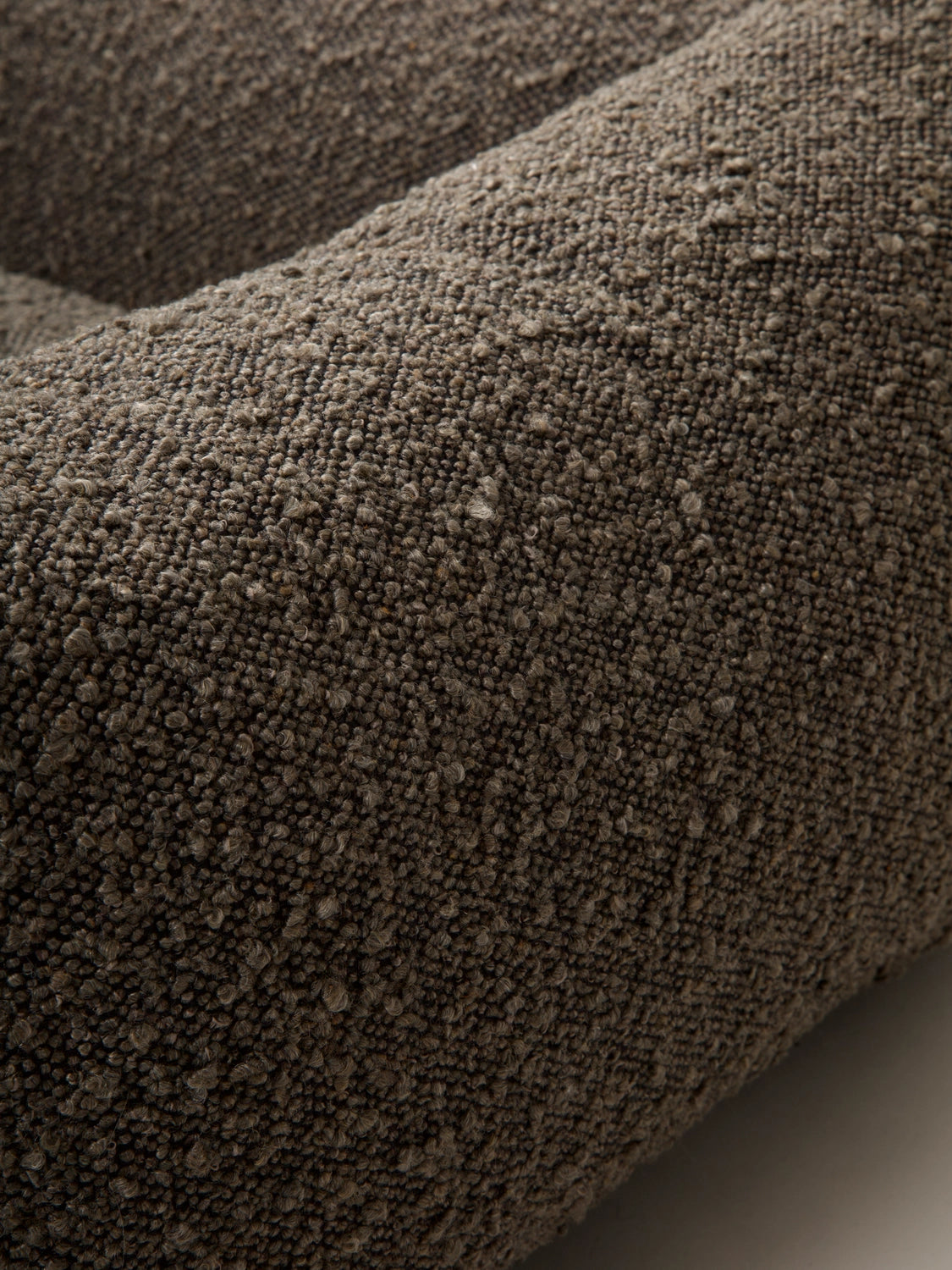 Billy Bouclé Dog Bed Mocca